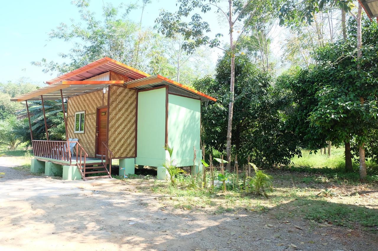 Station touristique Khaosok Bamboo Huts