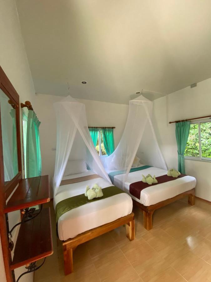 Station touristique Khaosok Bamboo Huts